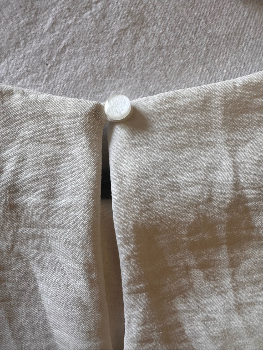 Monteau White Sleeveless Scalloped Hem Tank Top - Picture 7 of 7